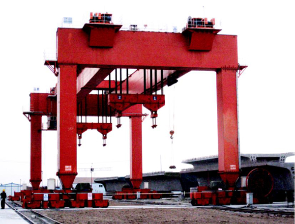 ME450T+450T移梁机