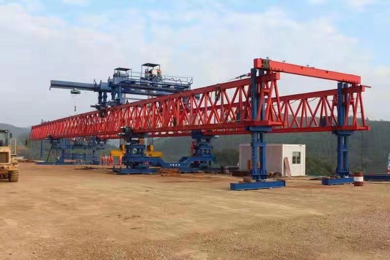 全新第六代自平衡过孔GYLQ200T-40M架桥机