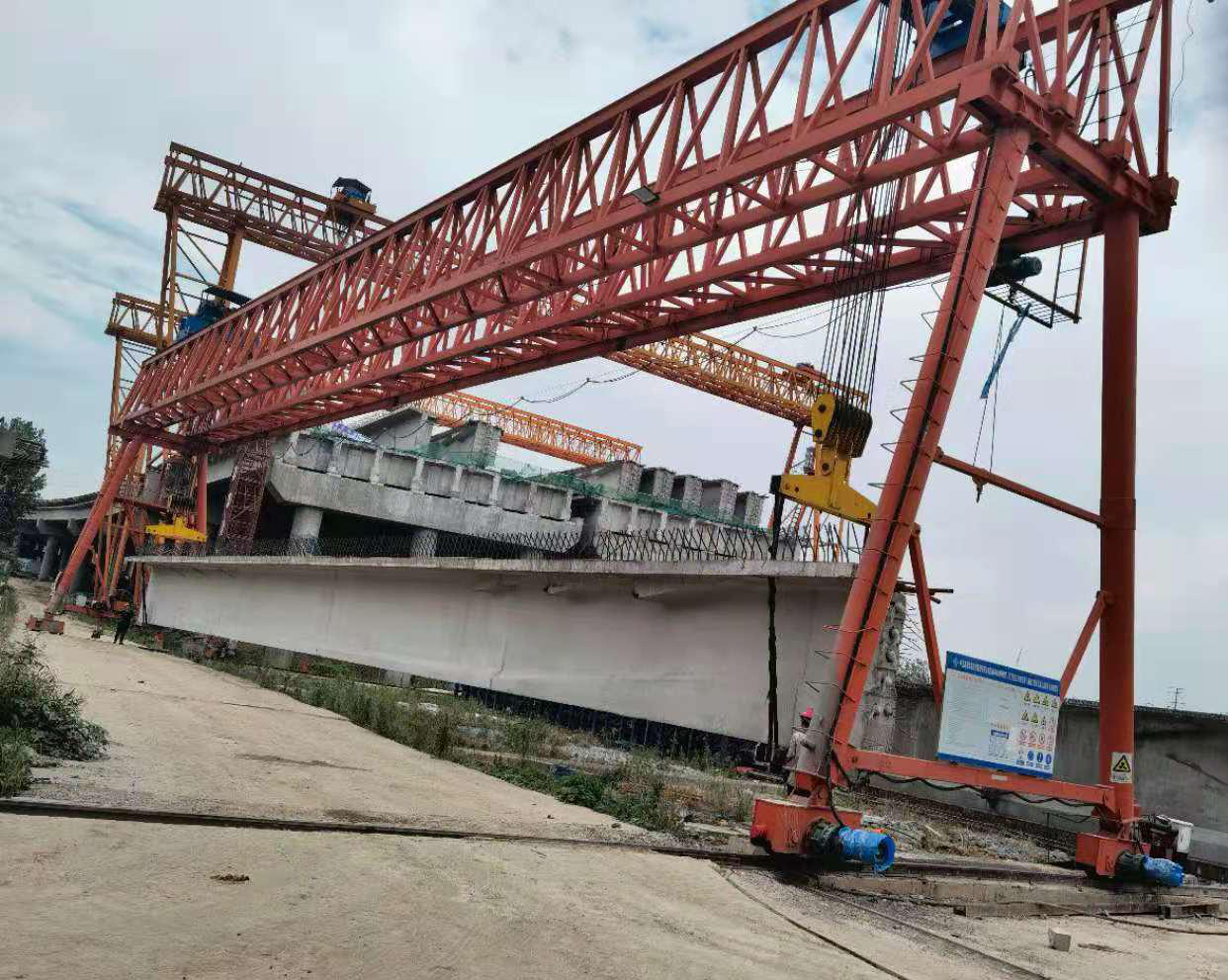 龙门吊安全操作规程及使用注意事项