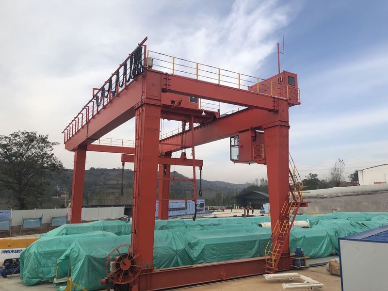 地铁门式起重机的外观需要采取哪些维护措施