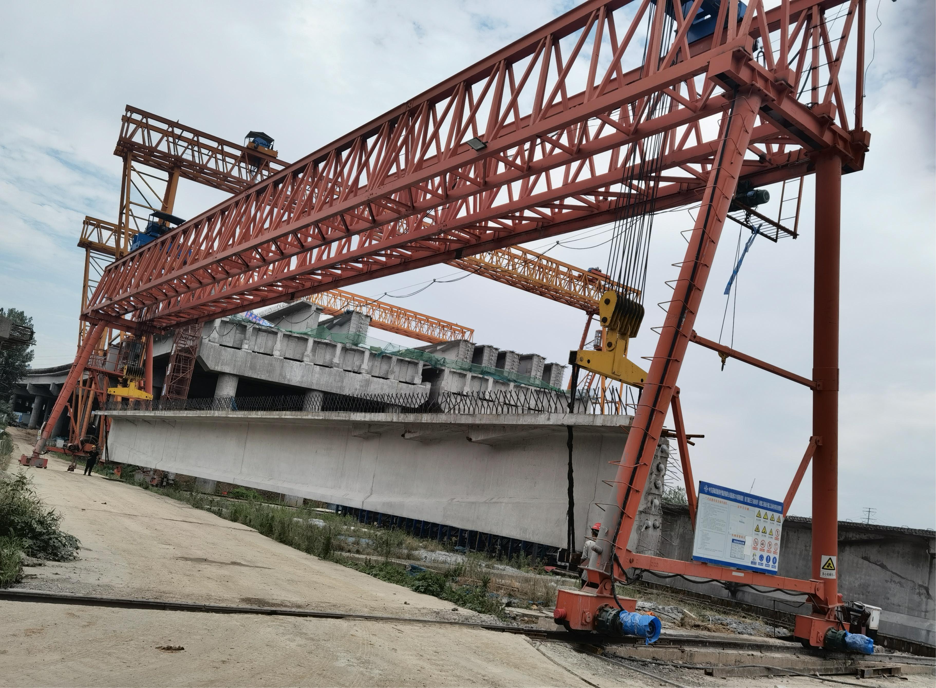 双梁龙门吊出现重物自坠怎么回事?