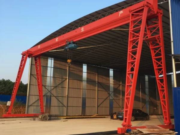 龙门吊保持视野清晰对避免盲区至关重要,你了解如何做到吗?